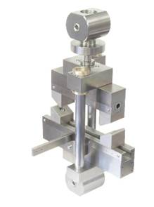 tn_THS1247 + TH103-300-220-4P-CR5-ith 13-  with guide to be fixed in a hydraulic wedge grip.jpg1