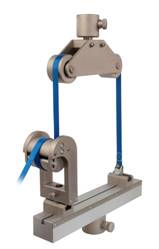 THS1717 + THS806-101.6-100-Af318 ECE R16 Tensile testing on seatbelt  -Gurtband02 (1)